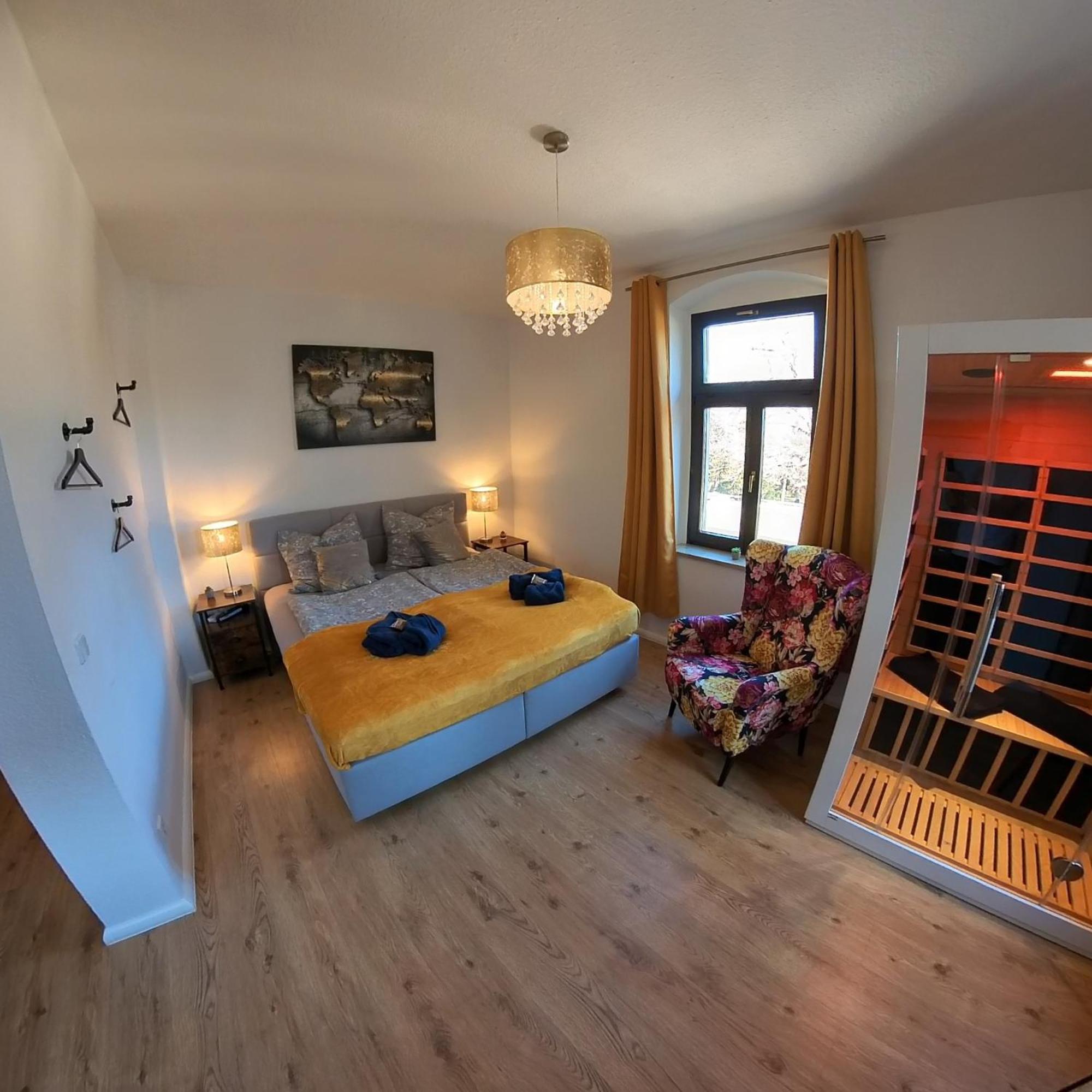 Federtraum Mit Sauna Sehr Gemuetlich, Neu Dresden Exterior foto